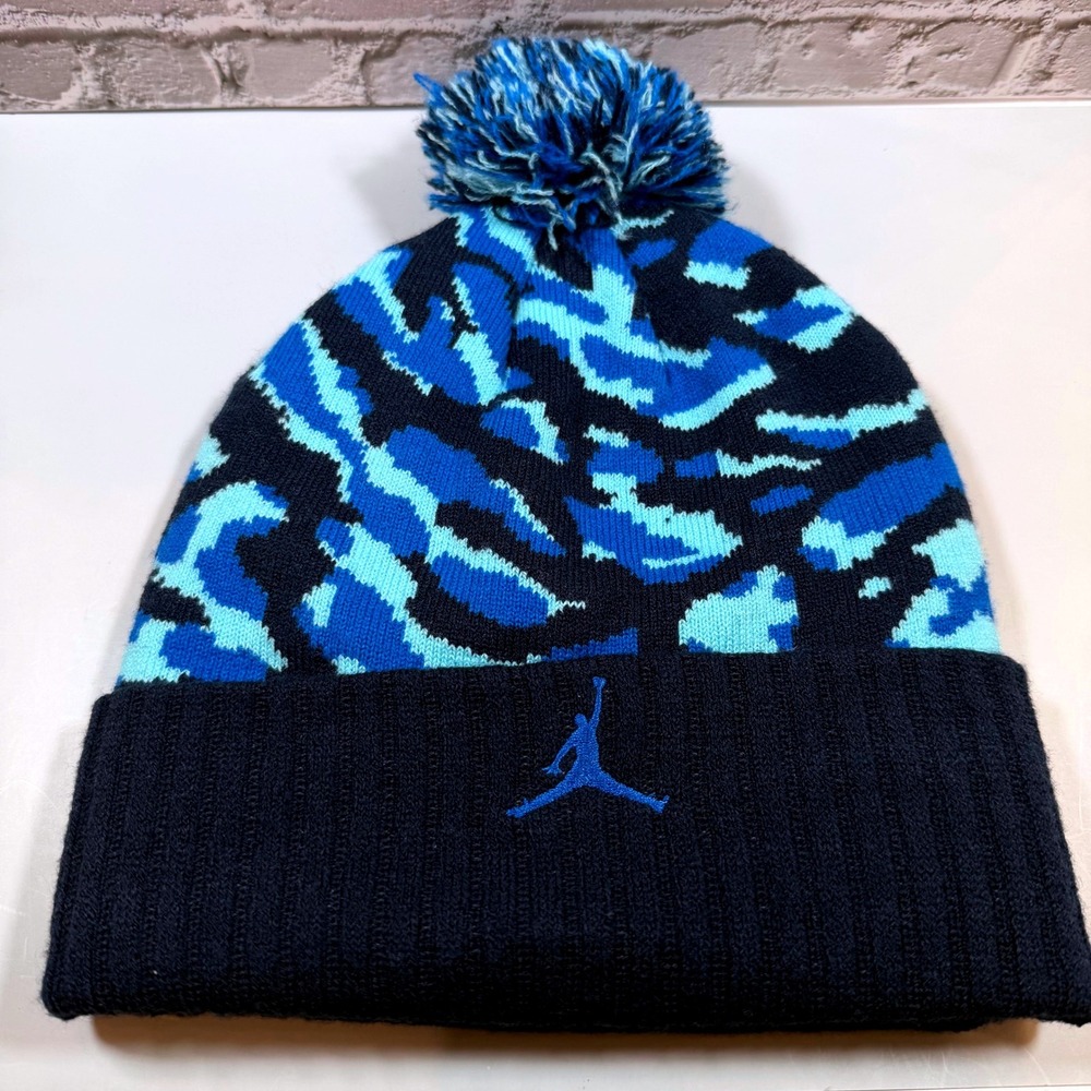 Jordan Jumpman Beanie Kids Youth One Size Blue Elephant Print Pom Knit Hat